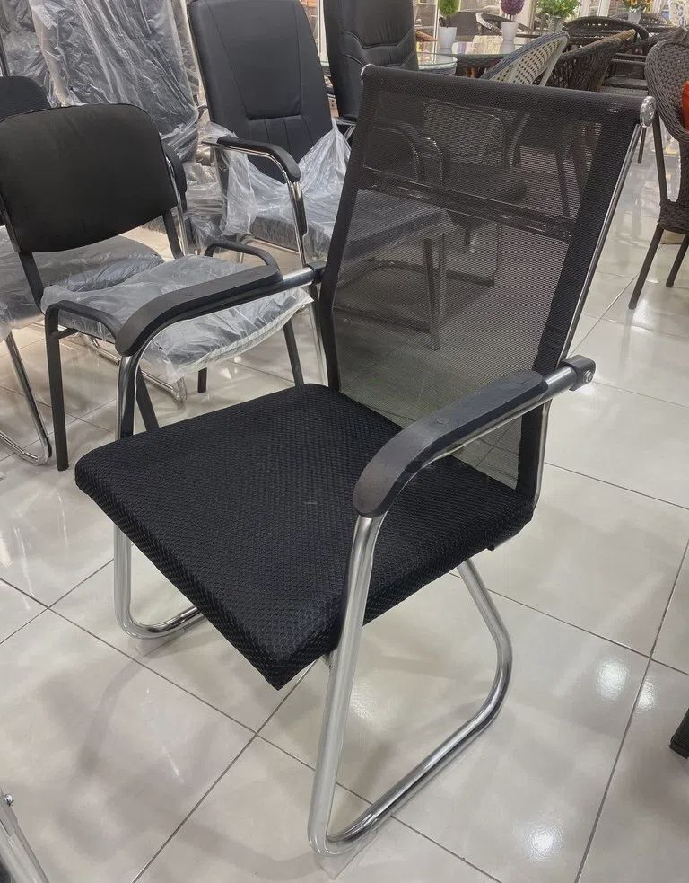 Kreslo Qara rəng — Ofis mebeli (9)