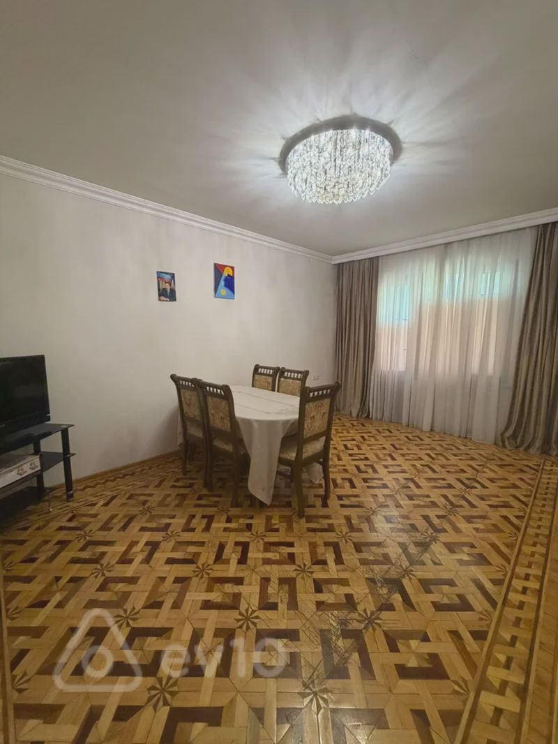 For rent: 3-room apartment (old building), 100 m² — Mənzil, Bakı (2)