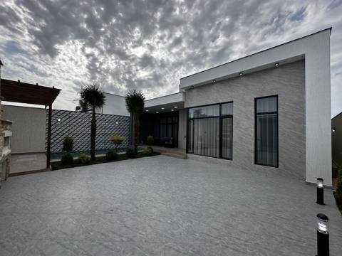Satılır 4 otaqlı həyət evi/bağ evi 140 m² — 265 000 ₼ · Баку · Ev, villa Satılır 4 otaqlı həyət evi/bağ evi 140 m² — Баку