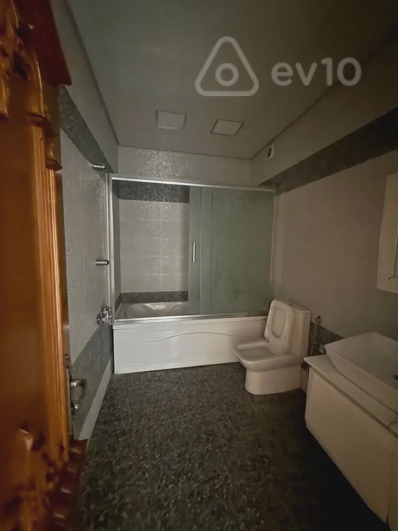 For sale: 3-room apartment (new building), 150 m² — Mənzil, Bakı (10)