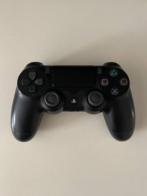 PlayStation 4 Pult original v2 pultdu en son buraxilisdi arxasindaki — Bakı