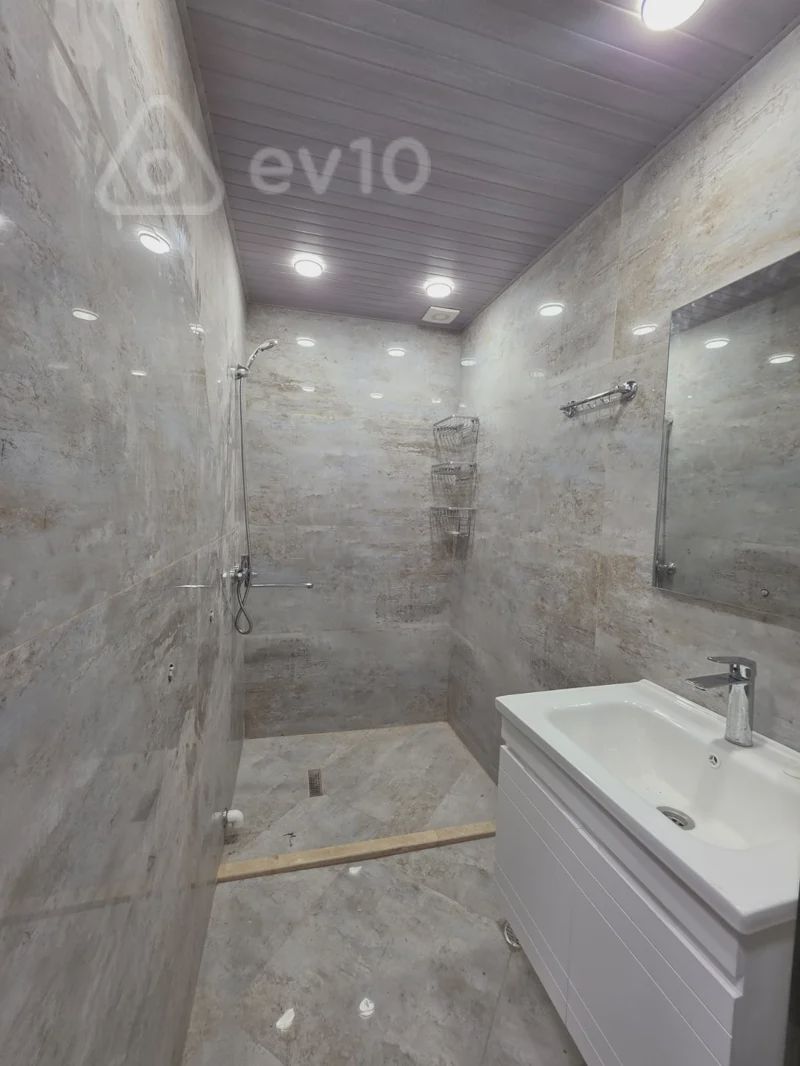 For rent: 2-room apartment (old building), 65 m² — Mənzil, Bakı (5)