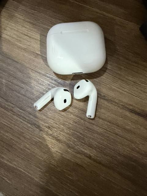 İşlənmiş Simsiz (Bluetooth) Qulaqcıqlar, Apple, rəng - Ağ — 150 ₼ · Баку · Qulaqcıqlar İşlənmiş Simsiz (Bluetooth) Qulaqcıqlar, Apple, rəng - Ağ — Баку