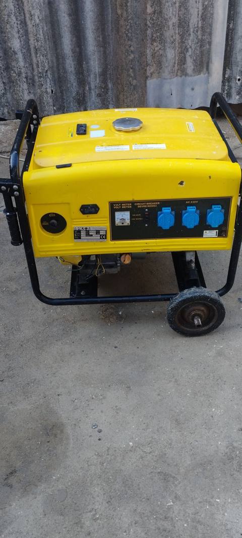 Aksa AAP 8000E benzinli generator - Nominal güc: 6 kW - Maksimal güc — Baku