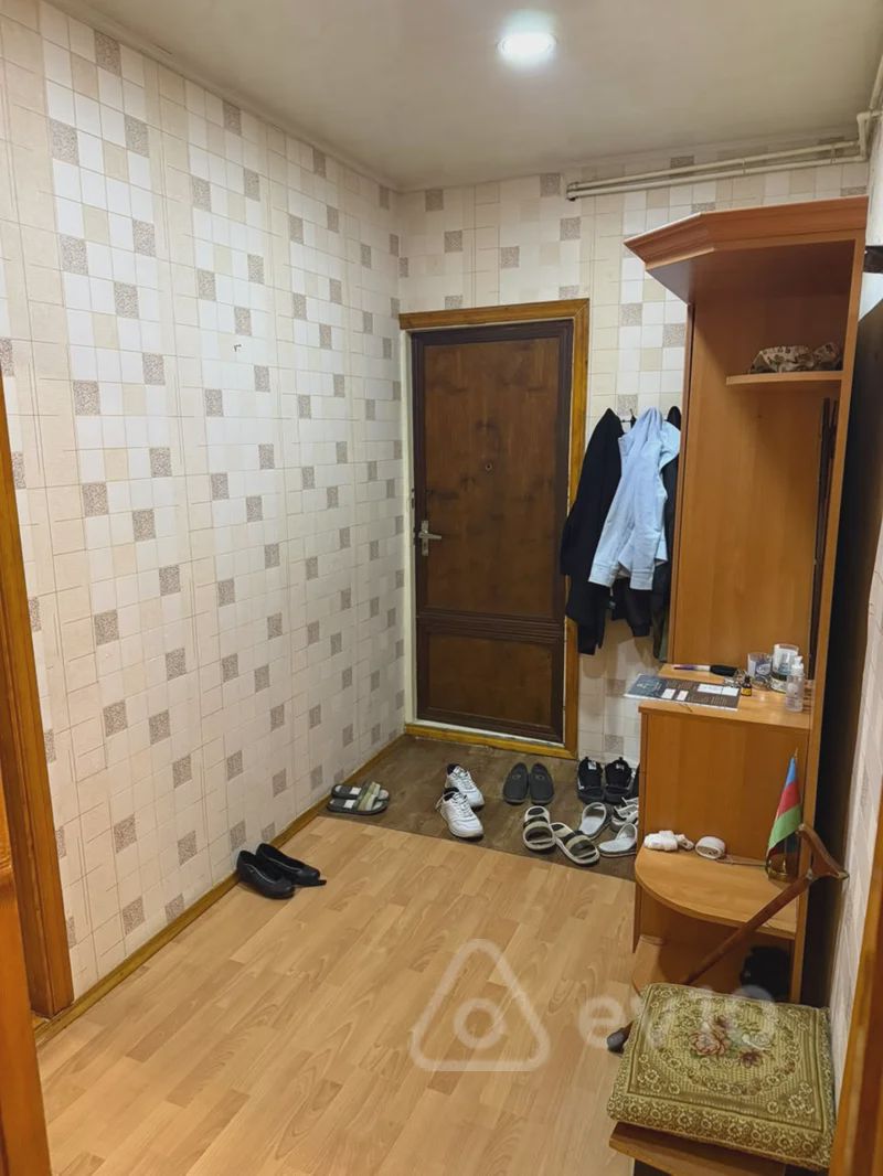 For rent: 3-room apartment (old building), 80 m² — Mənzil, Bakı (8)
