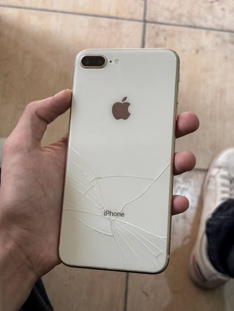 IPhone 8 Plus, 64 GB, Qızılı, Qırıq — 100 ₼ · Baku · Apple iPhone IPhone 8 Plus, 64 GB, Qızılı, Qırıq — Baku