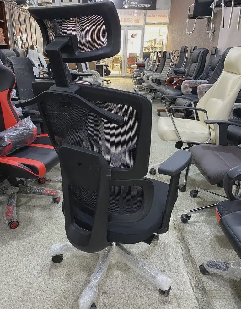 Kreslo Qara rəng — Ofis mebeli (3)