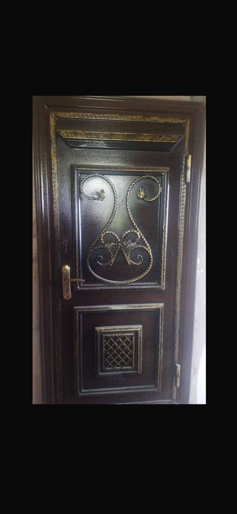 Seyf qapi 170azn qiymet sondur Sumqayit 4455 leli — Baku