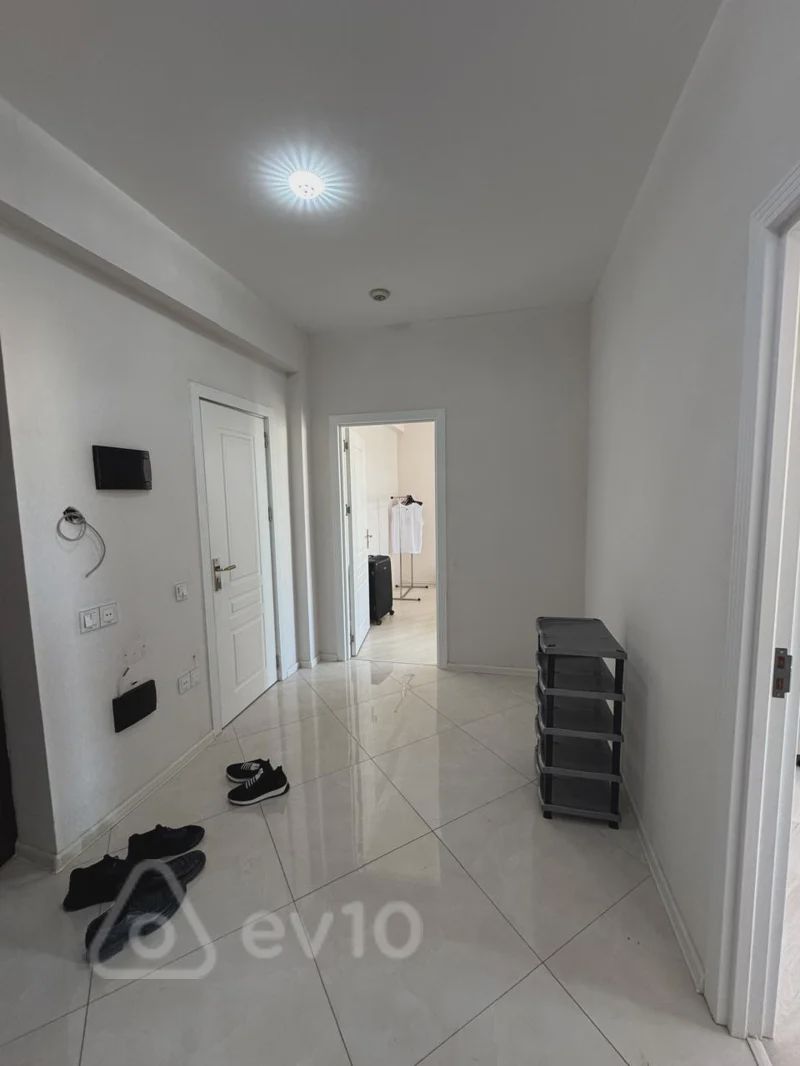 Сатылат: 2 бөлмөлүү квартира (новостройка), 72 м² — Mənzil, Bakı (3)