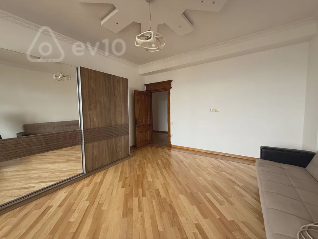 For sale: 3-room apartment (new building), 150 m² — Mənzil, Bakı (6)