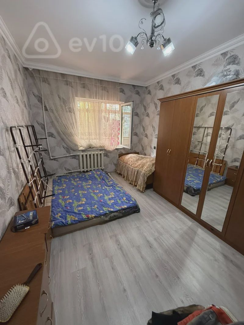 For rent: 3-room apartment (old building), 80 m² — Mənzil, Bakı (11)
