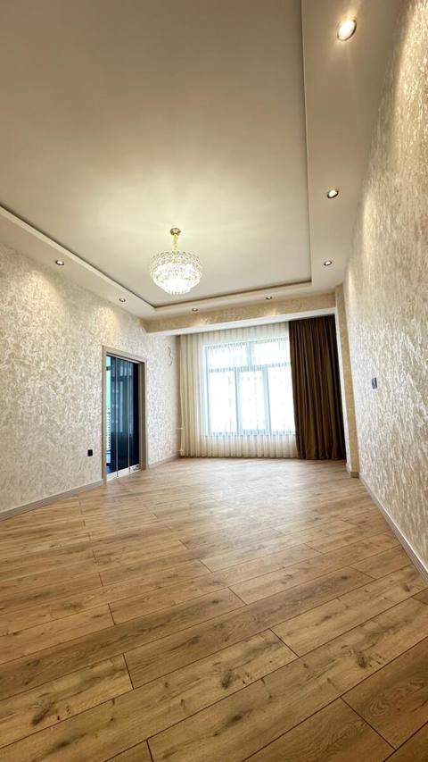 Satılır 2 otaqlı yeni tikili 75 m² — Баку