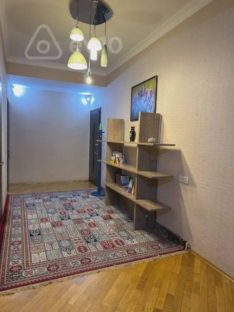 3 otaqlı mənzil, 165 m², Mixail Kaveroçkin — kirayə — Баку