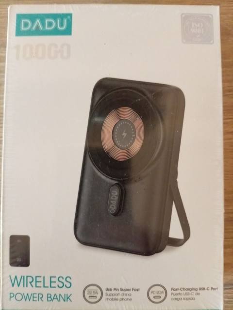 Dadu Wireless Power Bank - Batareya tutumu: 10000 mAh - Simsiz şarj — Baku