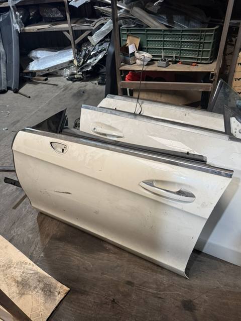 Sol ön, Mercedes-Benz W212, 2013 il, Almaniya — 55 ₼ · 2013 · Баку · Kuzov hissələri Sol ön, Mercedes-Benz W212, 2013 il, Almaniya — Баку