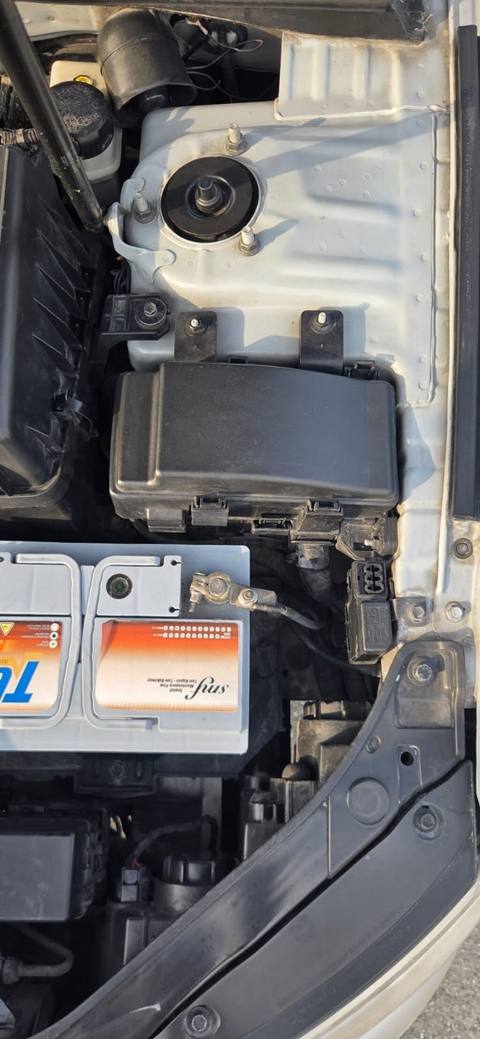 Hyundai Sonata: 2 l 2008 il Sedan — 14 300 ₼ · 2008 · 292 000 km · Novxanı · Avtomobillər Hyundai Sonata: 2 l 2008 il Sedan — Novxanı
