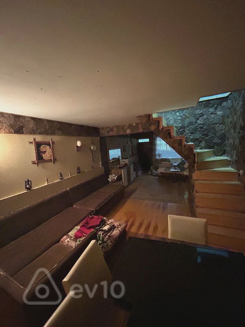 For sale: 3-room apartment (old building), 125 m² — Mənzil, Bakı (9)