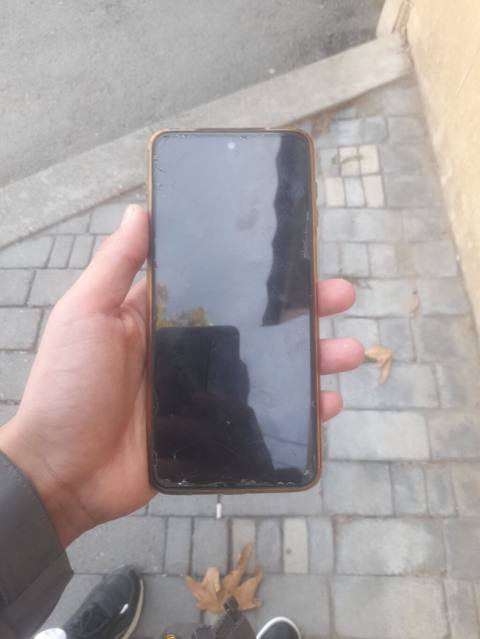 Xiaomi Qırıq — Gəncə