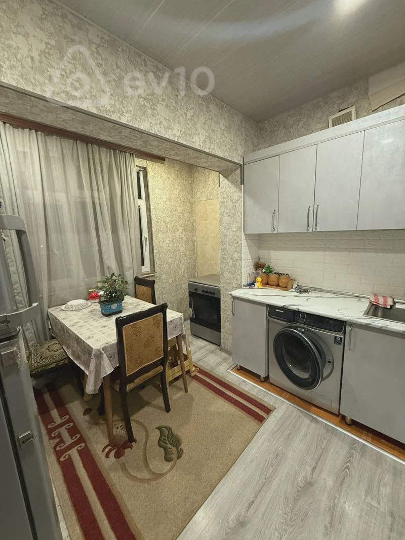 For sale: 3-room apartment (old building), 80 m² — Mənzil, Bakı (6)