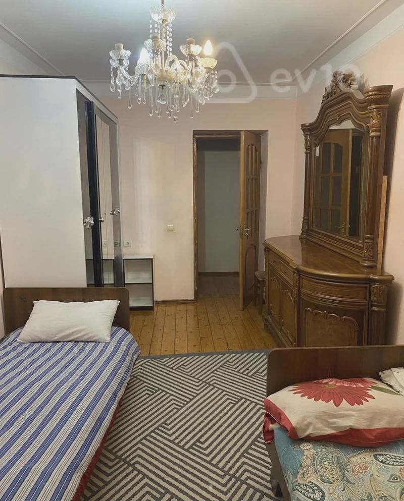 For sale: 3-room apartment (old building), 70 m² — Mənzil, Bakı (4)