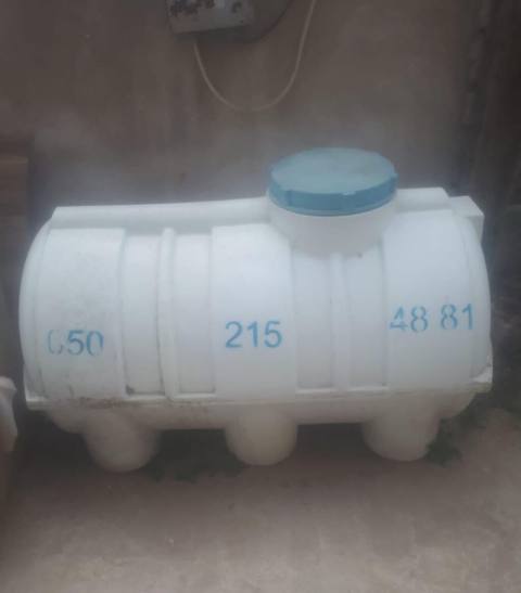 *Roya*. Kod 7904 Plastik 1 tonluq cen 1 mismar olcusunude — 70 ₼ · Сарай · Su çənləri, kanisterləri, bochkalar *Roya*. Kod 7904 Plastik 1 tonluq cen 1 mismar olcusunude — Сарай