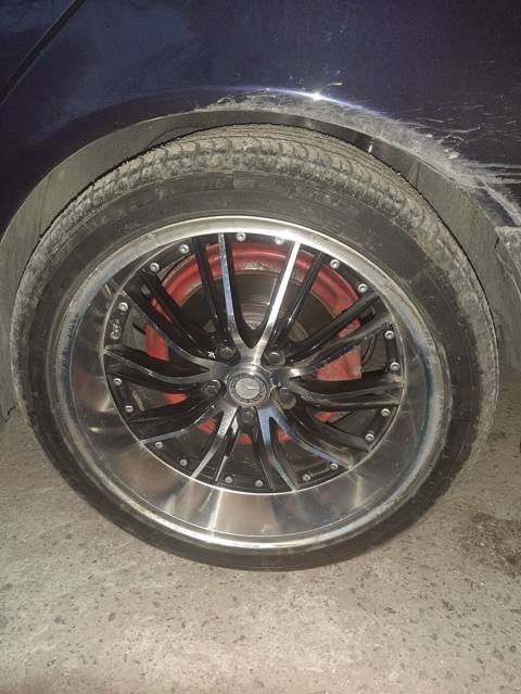 Mercedes üçün R18 ölçülü 4 ədəd sport disk satılır. Qara-gümüşü — Баку