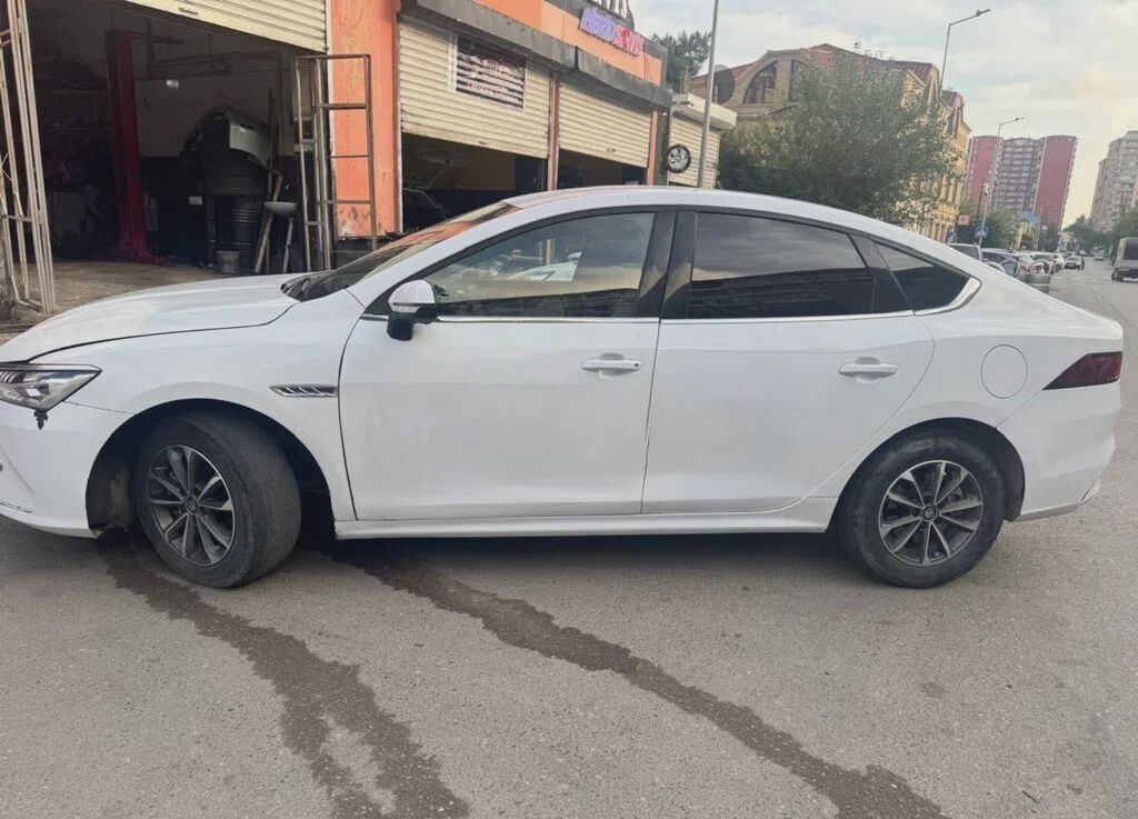 BYD Qin Plus, 2024 il, 145000 km, 1.5 L 77-UJ-483 — Avtomobillər, Bakı (2)