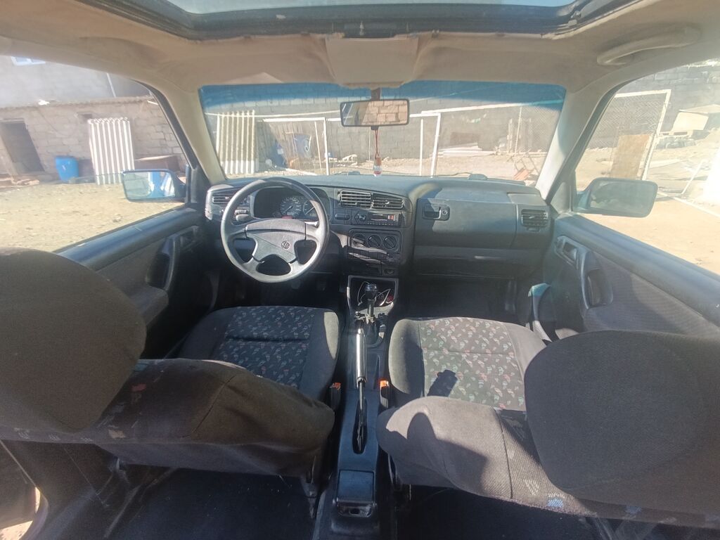 Volkswagen Golf, 1993 yil 90-DU-167 — Avtomobillər, Bakı (10)