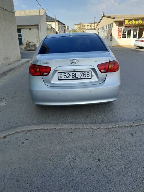 Hyundai Elantra: 1.6 l 2007 il Sedan — 13 900 ₼ · 2007 · 250 353 km · Сальян · Avtomobillər Hyundai Elantra: 1.6 l 2007 il Sedan — Сальян