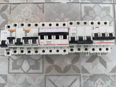 Schneider Electric Elektrik avtomat, 3 faza, Kredit yoxdur, Zəmanətsiz — Baku