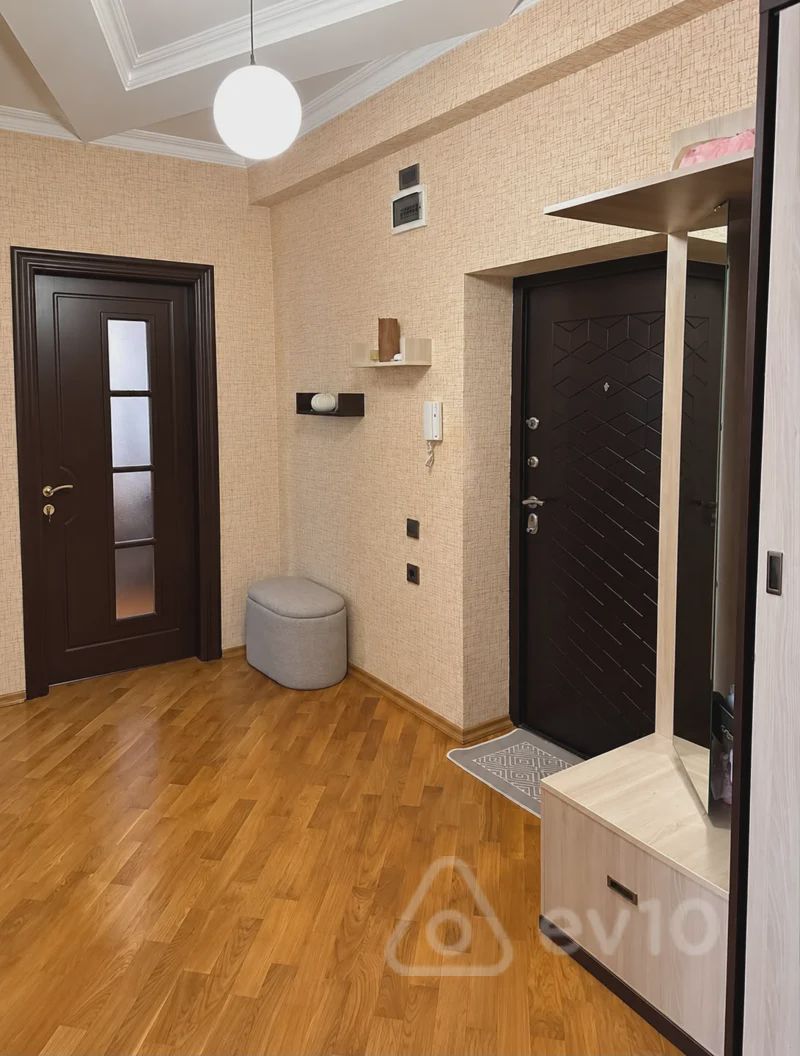 For sale: 2-room apartment (new building), 70 m² — Mənzil, Bakı (8)