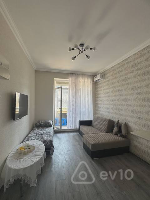 1 otaqlı mənzil, 35 m², Həsən Bəy Zərdabi küç. — kirayə — 700 ₼ · Baku · Mənzil 1 otaqlı mənzil, 35 m², Həsən Bəy Zərdabi küç. — kirayə — Baku