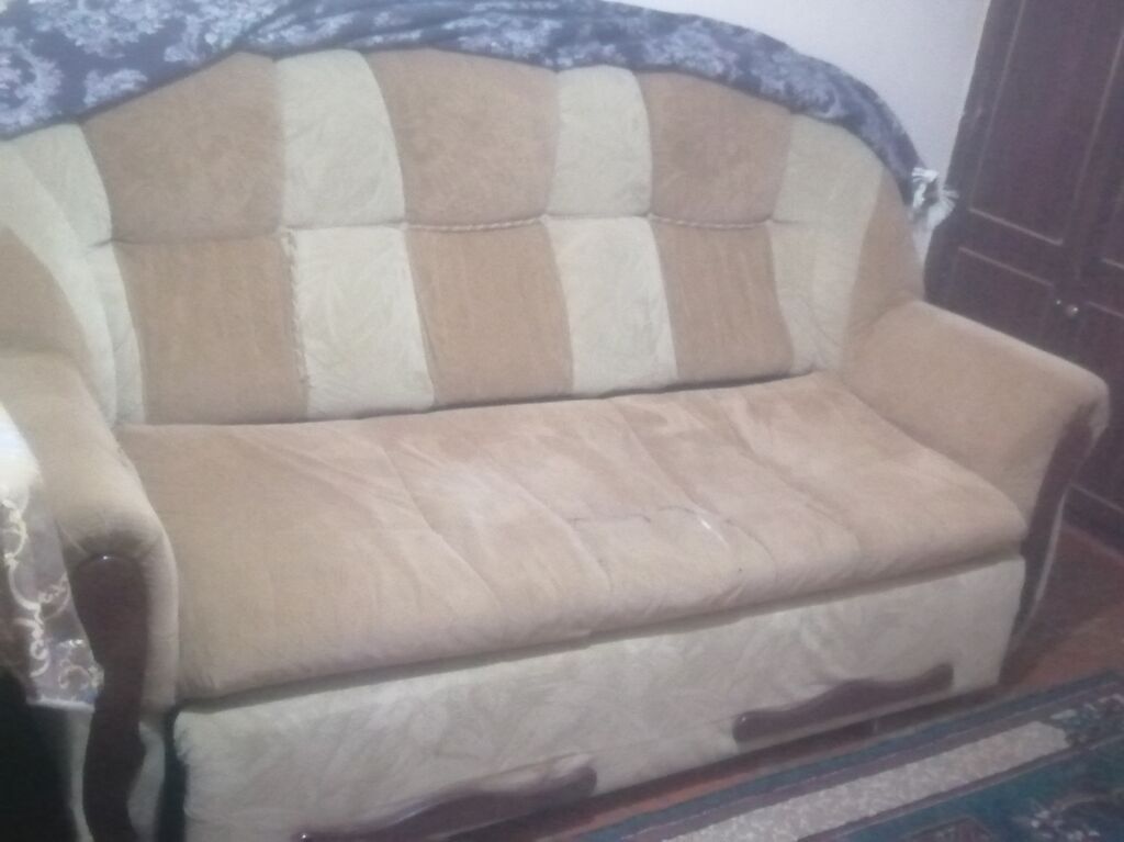 İşlənmiş, Klassik divan, Bazalı, Açılmayan — Yumşaq mobilya dəstləri, Ceyranbatan