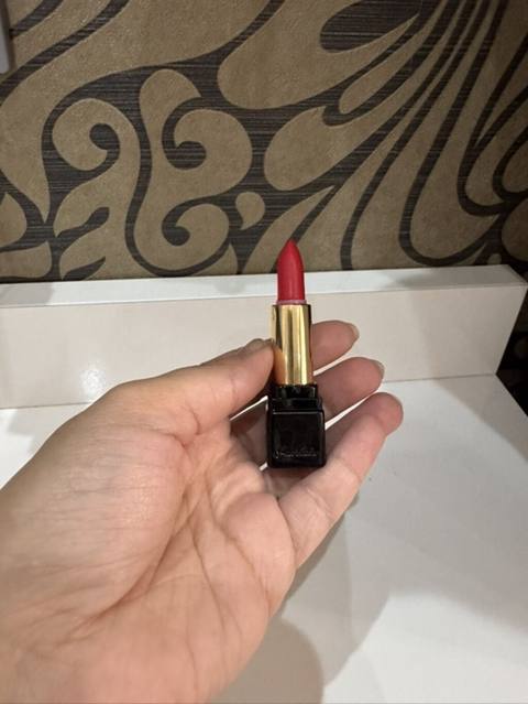 Pomada Guerlain Yeni — 15 ₼ · Баку · Makiyaj Pomada Guerlain Yeni — Баку