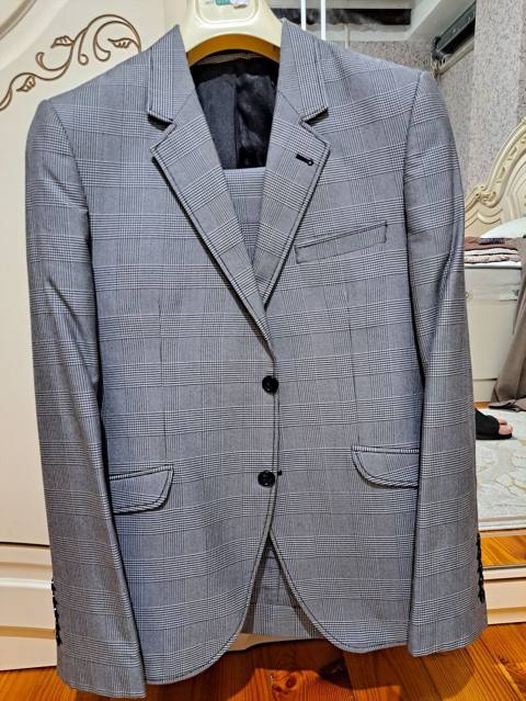 FilDişi Men’s Club kişi kostyumu - Model: 2 düyməli, klassik — Bakı