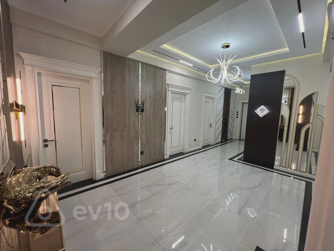 For sale: 4-room apartment (new building), 190 m² — Mənzil, Bakı (11)