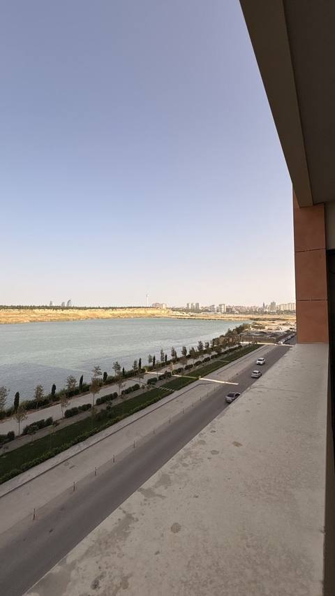 Satılır 3 otaqlı yeni tikili 72.5 m² — 245 000 ₼ · 3 ოთახი · 72.5 m² · სართული 3/16 · Baku, Yasamal · Mənzil Satılır 3 otaqlı yeni tikili 72.5 m² — Baku
