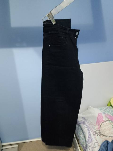 Cinslər, M, rəng - Qara — 15 ₼ · Баку · Jinslər Cinslər, M, rəng - Qara — Баку