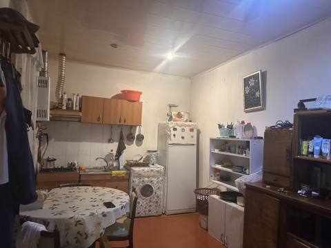 3 otaqlı həyət evi – mətbəxli Xüsusiyyətlər: - 1 otaq + geniş mətbəx — 450 ₼ · Баку · Ev, villa 3 otaqlı həyət evi – mətbəxli Xüsusiyyətlər: - 1 otaq + geniş mətbəx — Баку