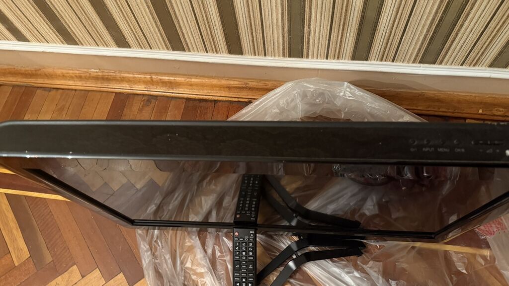 LG LED televizor – təxminən 24–26 düym ekran Xüsusiyyətlər: - LED — Televizorlar, Bakı (3)