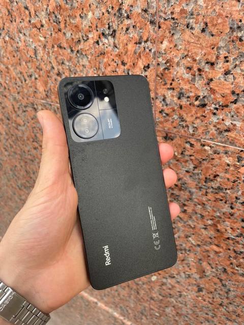 Redmi 13C, 128 GB, rəng - Qara, Sensor, Barmaq izi, İki sim kartlı — Баку