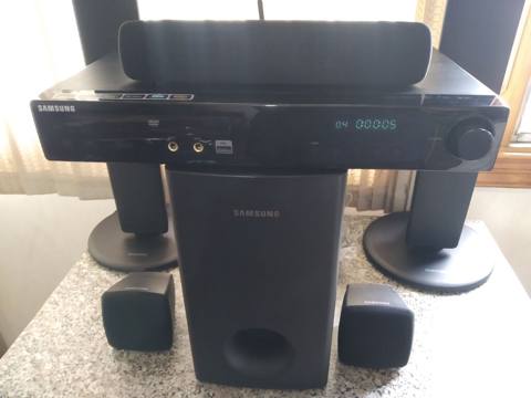 Samsung ev kinoteatrı – 5.1 kanal DVD receiver və akustika dəsti tam — Баку