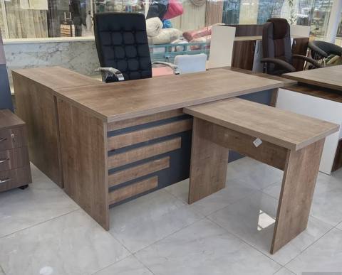 Ofis masası Novis Mobilya Qəhvəyi rəng