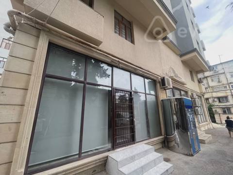 Obyekt, 34 m², Yasamal rayonu, Akim Abbasov küçəsi 3 — Кыймылсыз мүлк