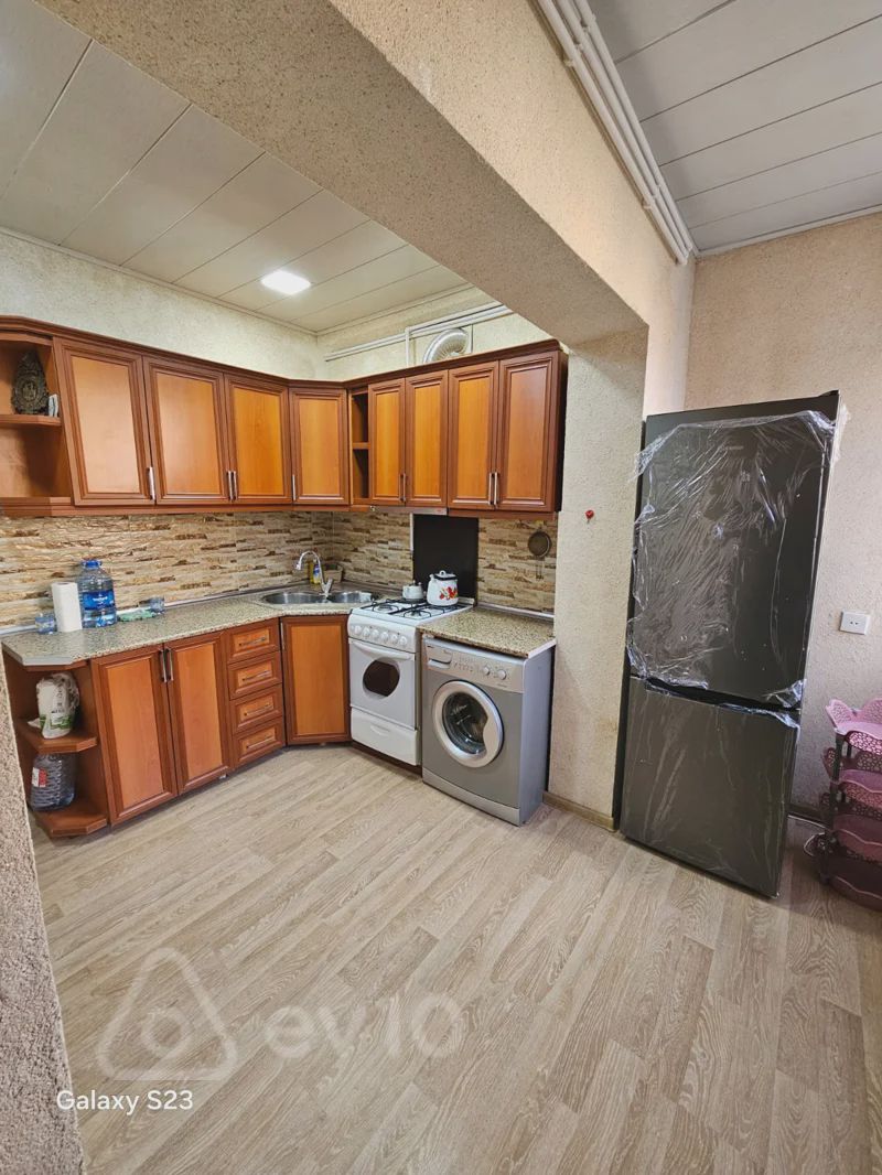 For rent: 2-room apartment (old building), 65 m² — Mənzil, Bakı (9)