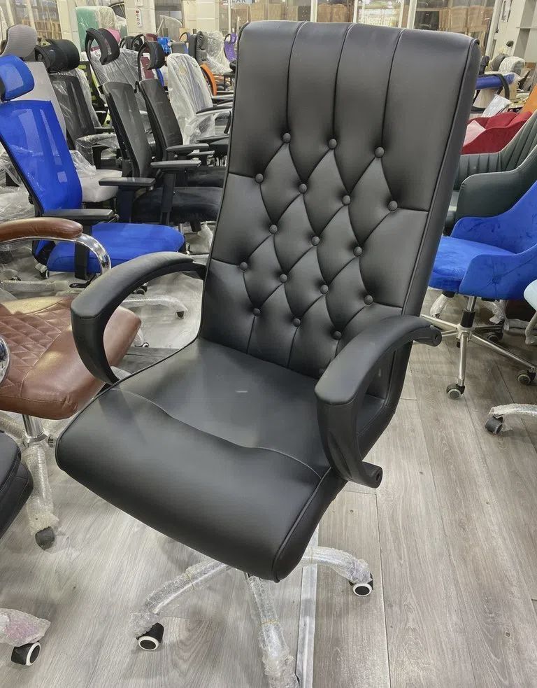 Kreslo Qara rəng — Ofis mebeli (3)