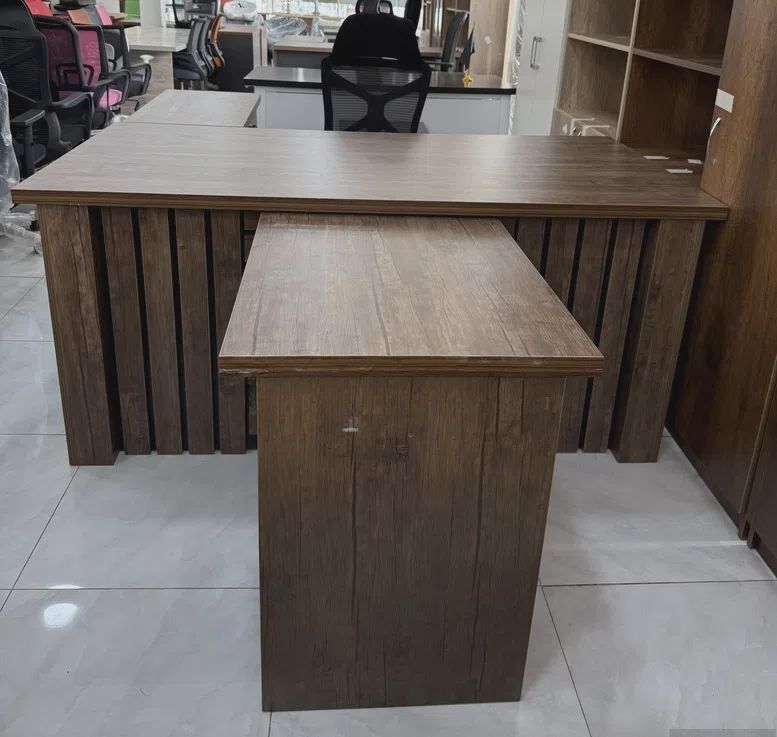 Ofis masası Qəhvəyi rəng — Ofis mebeli, Bakı (2)