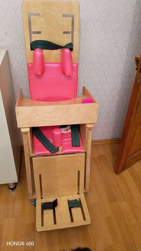 Uşaqlar üçün xüsusi ehtiyaclı/rehabilitasiya oturacağı – taxta — 320 ₼ · Баку · Mebel Uşaqlar üçün xüsusi ehtiyaclı/rehabilitasiya oturacağı – taxta — Баку