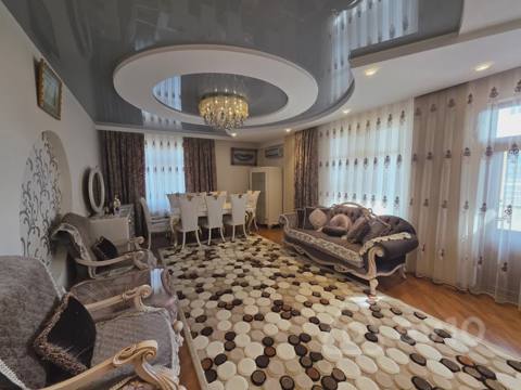 3 otaqlı mənzil, 135 m², Faiq Yusifov küç — kirayə — Emlak