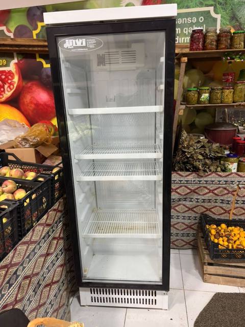Su soyuducusu satışda. - Qiymət: 280 AZN - Ünvan: Biləcəri, 2444 — 280 ₼ · Баку · Soyuq vitrini Su soyuducusu satışda. - Qiymət: 280 AZN - Ünvan: Biləcəri, 2444 — Баку